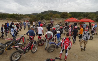 Crónica y fotos curso de trial 12-13 de septiembre